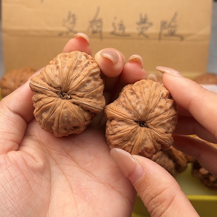 文玩核桃把件43元宝