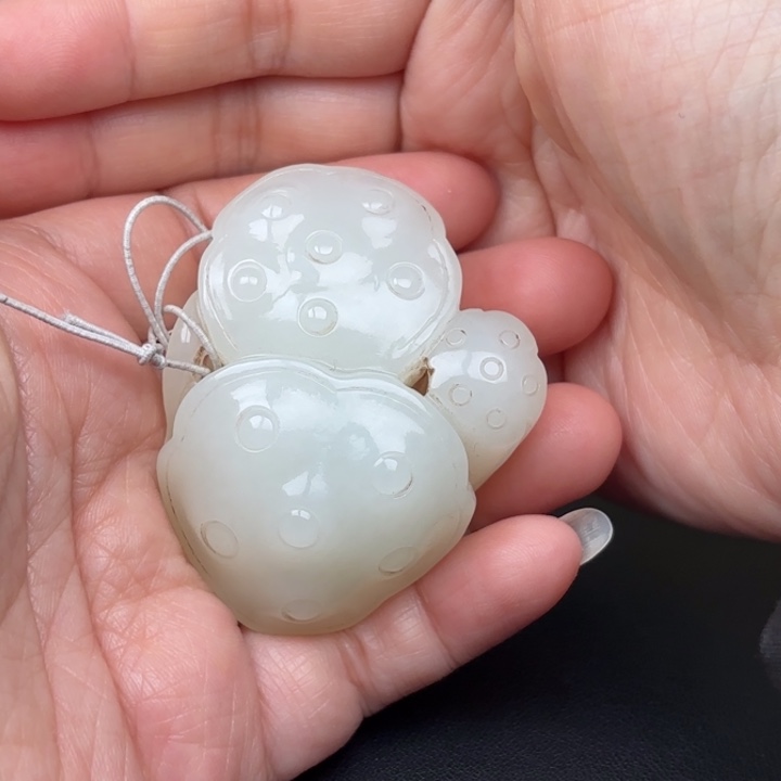 未镶嵌和田玉挂件?***斯