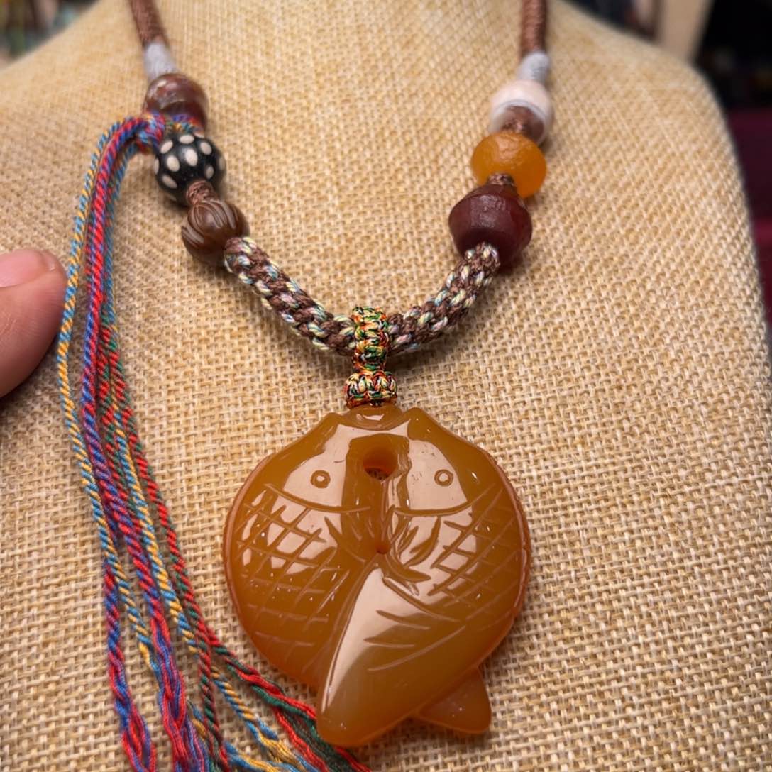 玛瑙/玉髓颈饰未镶嵌