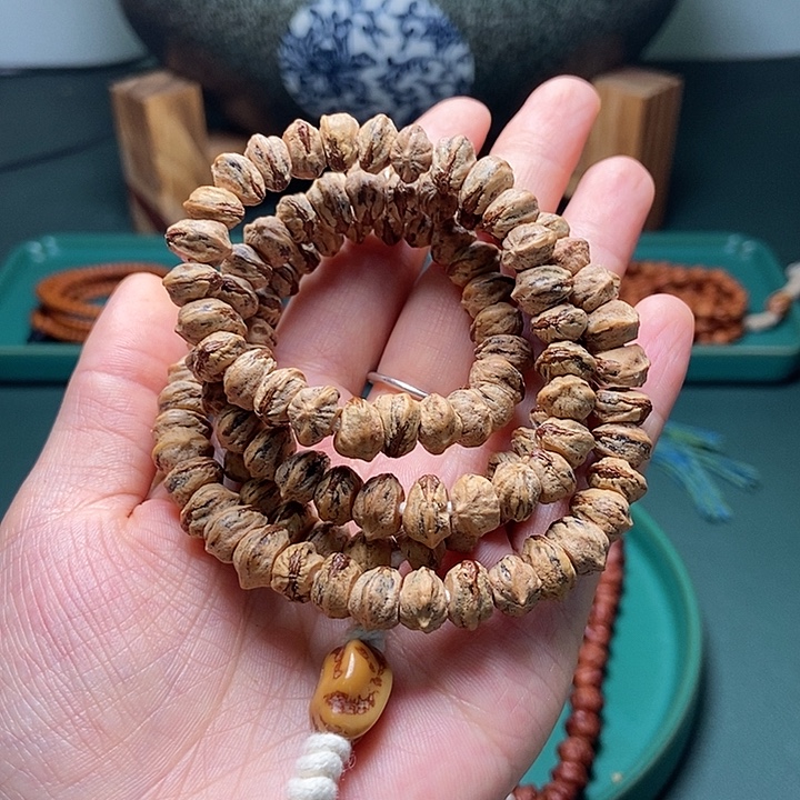 柏香籽/百香籽吊坠388苍狼