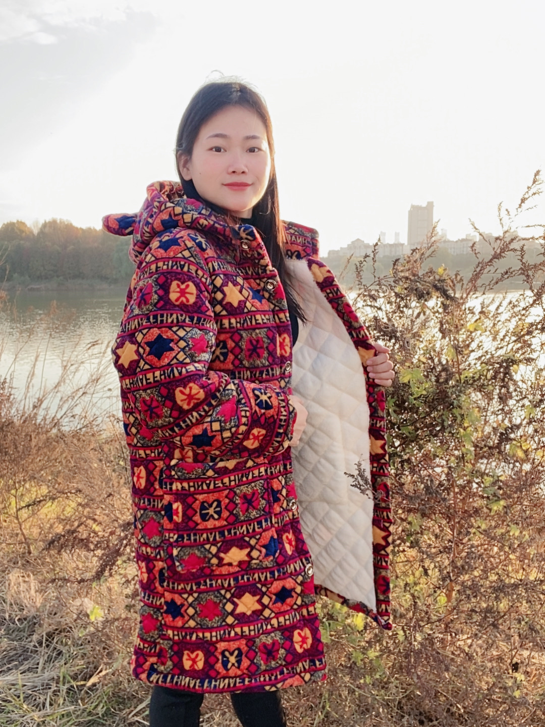 棉服外套冬款2025新款外出高级女大气保暖冬天女士棉衣棉袄女生