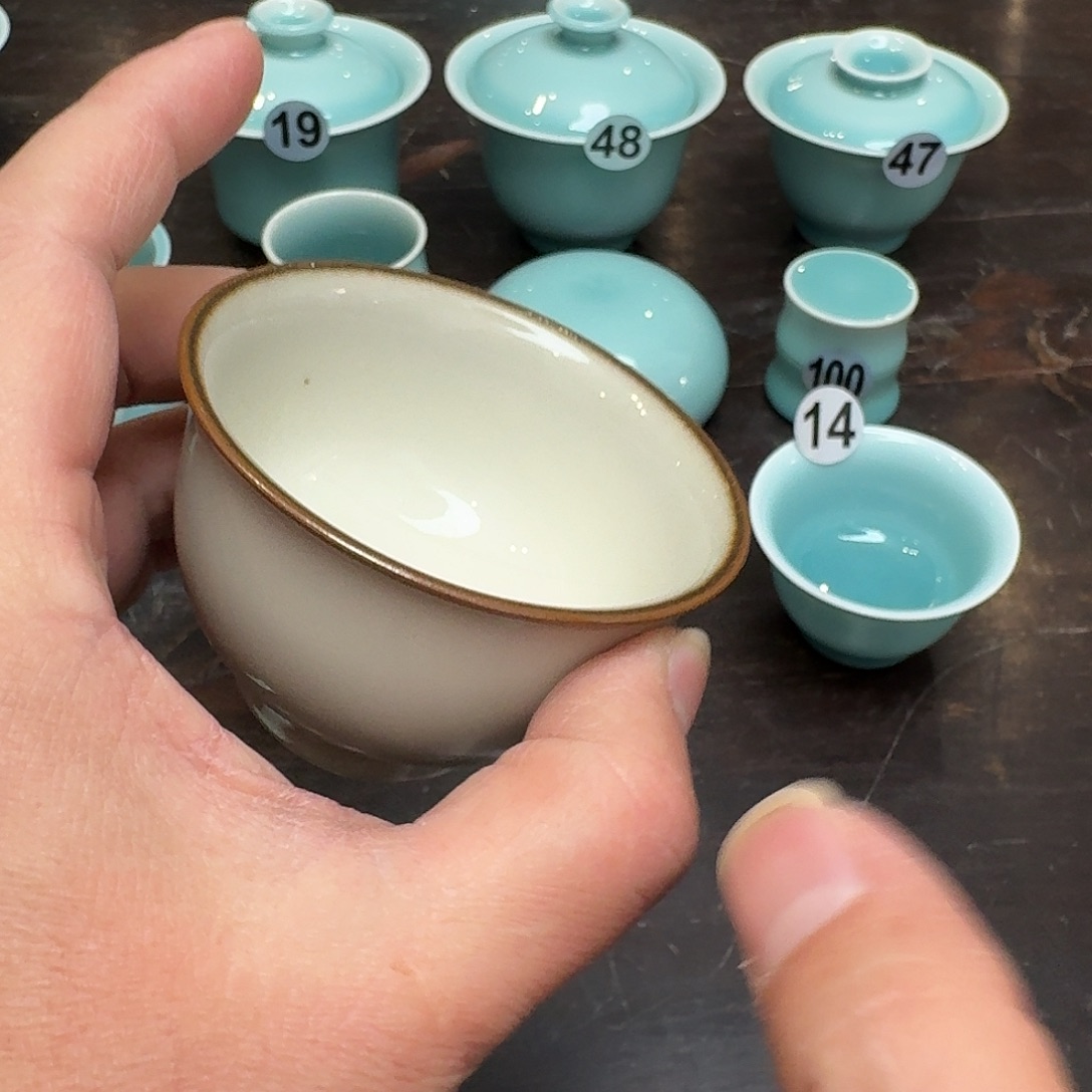 有***仁龙泉窑青瓷南宋老釉福利蛋白釉杯