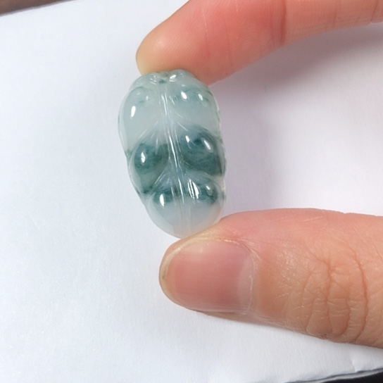 翡翠未镶嵌颈饰缅甸A货，每天下午1点半开播