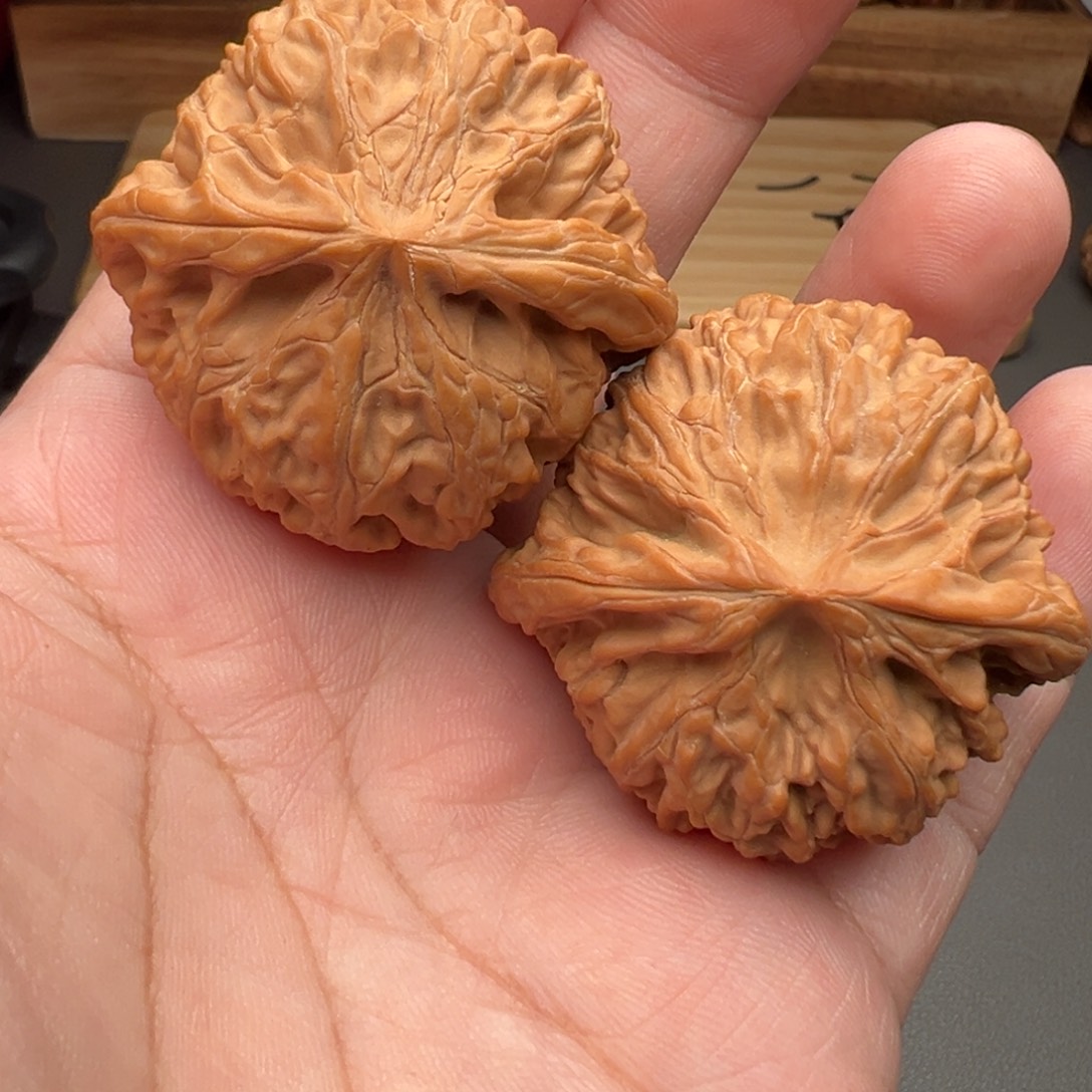 文玩核桃把件宫灯42