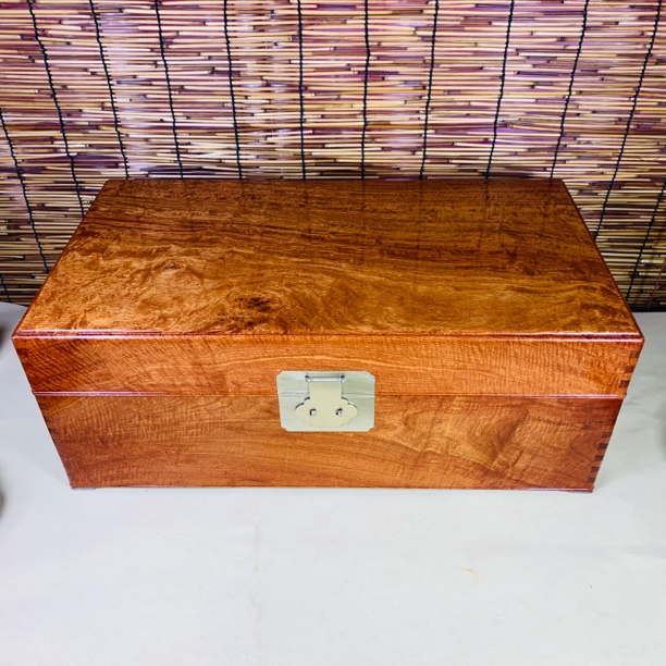 缅甸花梨大果紫檀全独板水波纹首饰盒收纳箱50/29/21cm