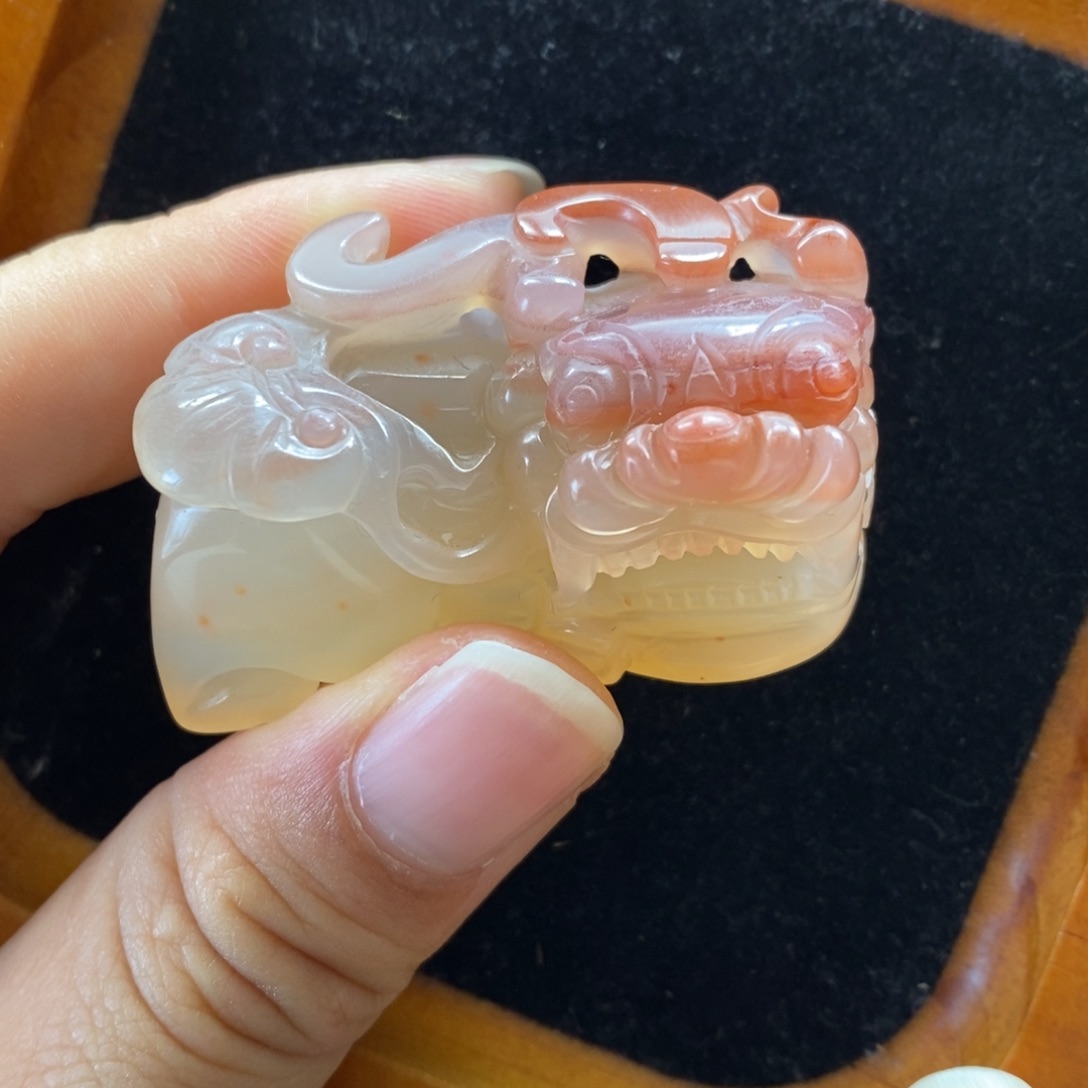 石英质玉（黄龙玉）颈饰未镶嵌福利款微瑕