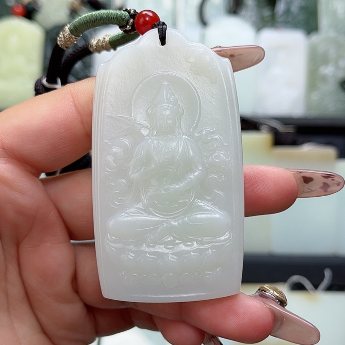 【闪购商品】颈饰未镶嵌和田玉