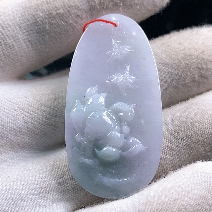 翡翠颈饰未镶嵌牌子