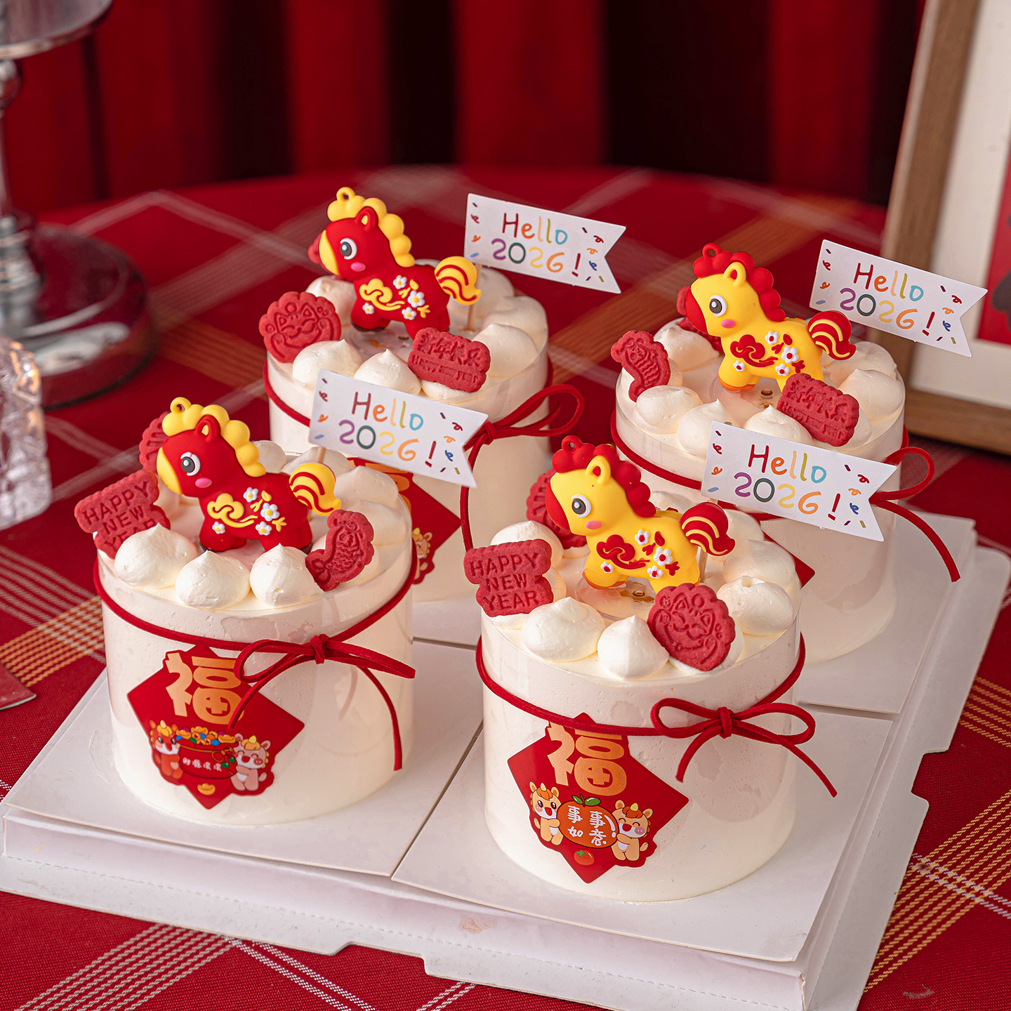 Hello2026新年快乐小马蛋糕装饰摆件马年财源滚滚福字贴纸插件