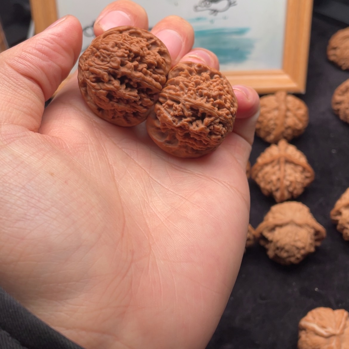 【闪购商品】文玩核桃把件全品反油满天星