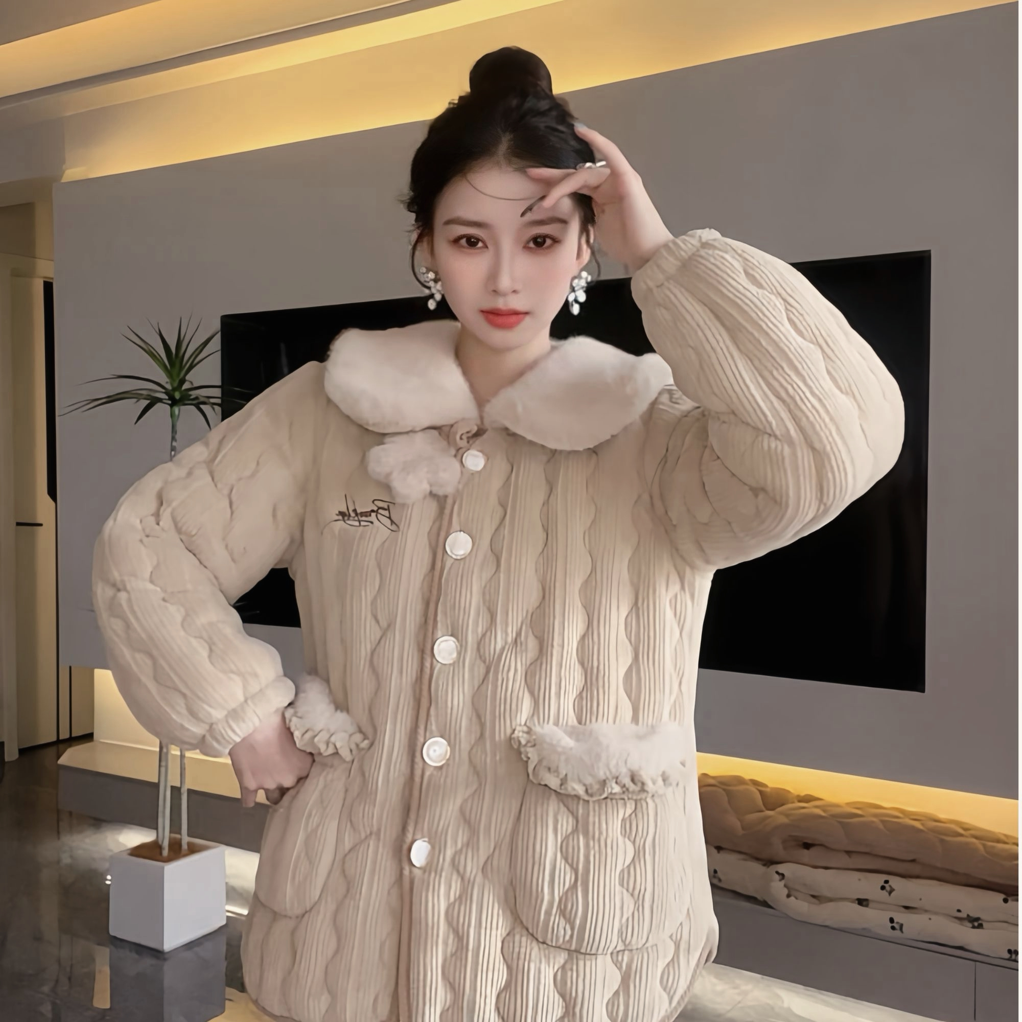 【奶栗星星】三层夹棉秋冬季加绒加厚睡衣女贵妇冬款家居服翻领套装