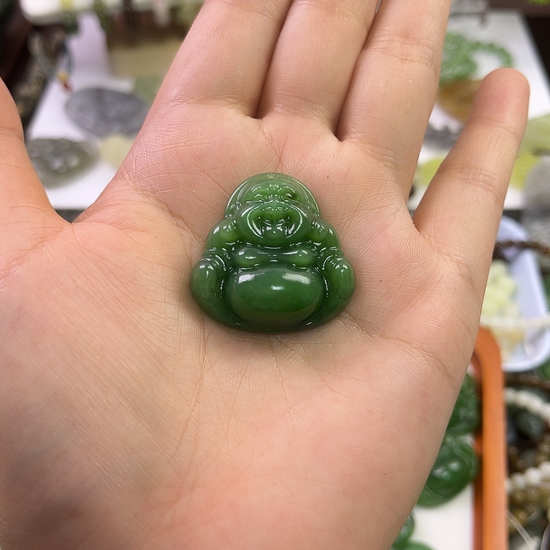 和田玉足银镀金镶嵌颈饰沉*?