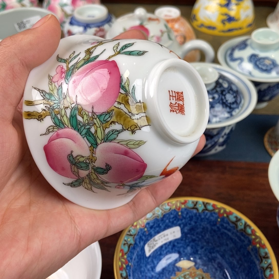 陶瓷艺术家的作品是一种非常