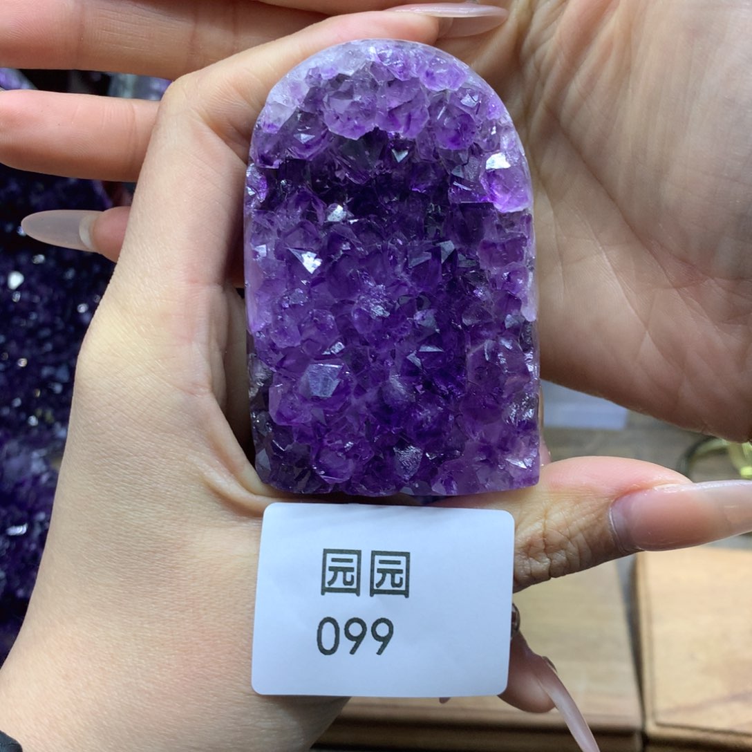 紫晶大型摆件（非配饰）未镶嵌