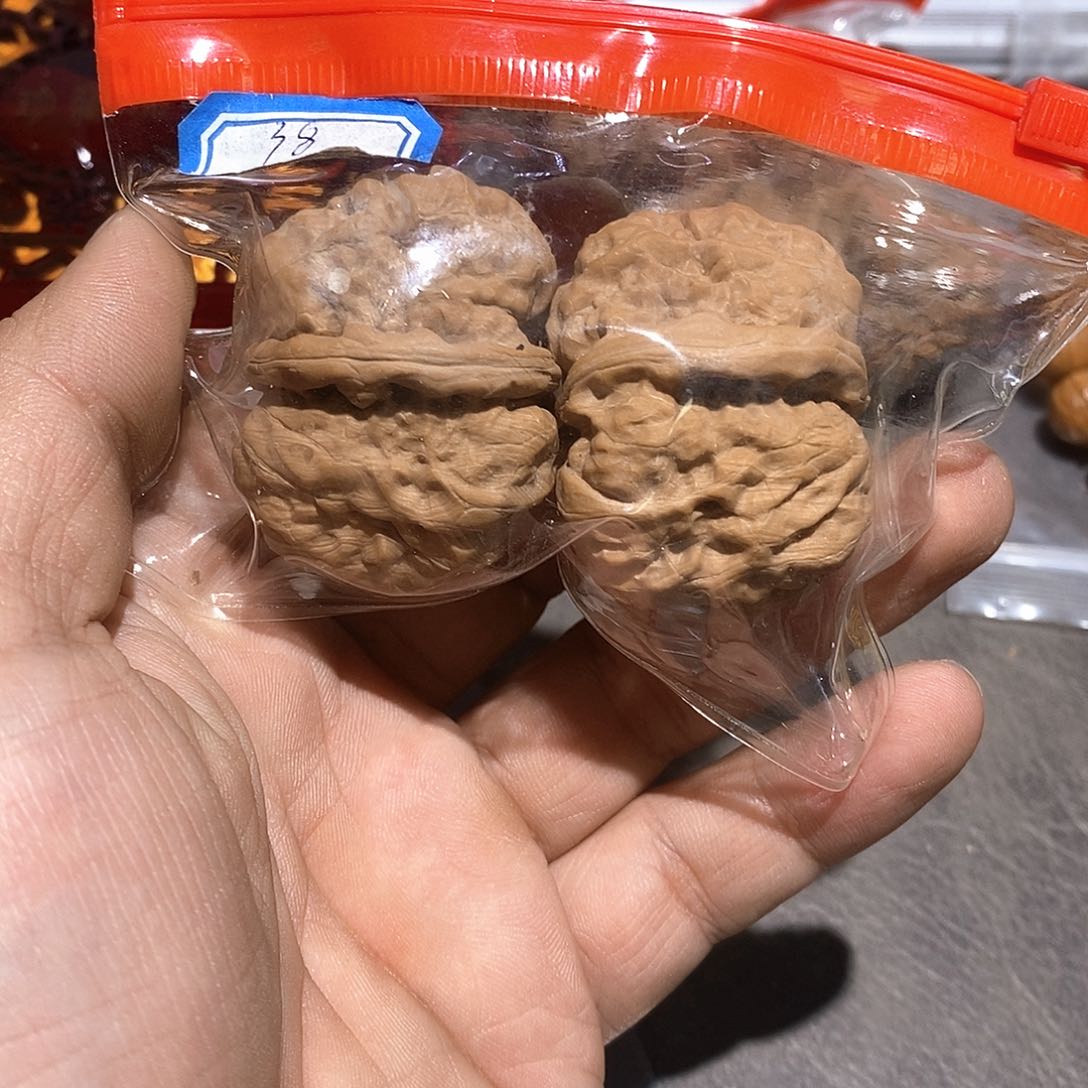 文玩核桃把件小*蛤蟆头