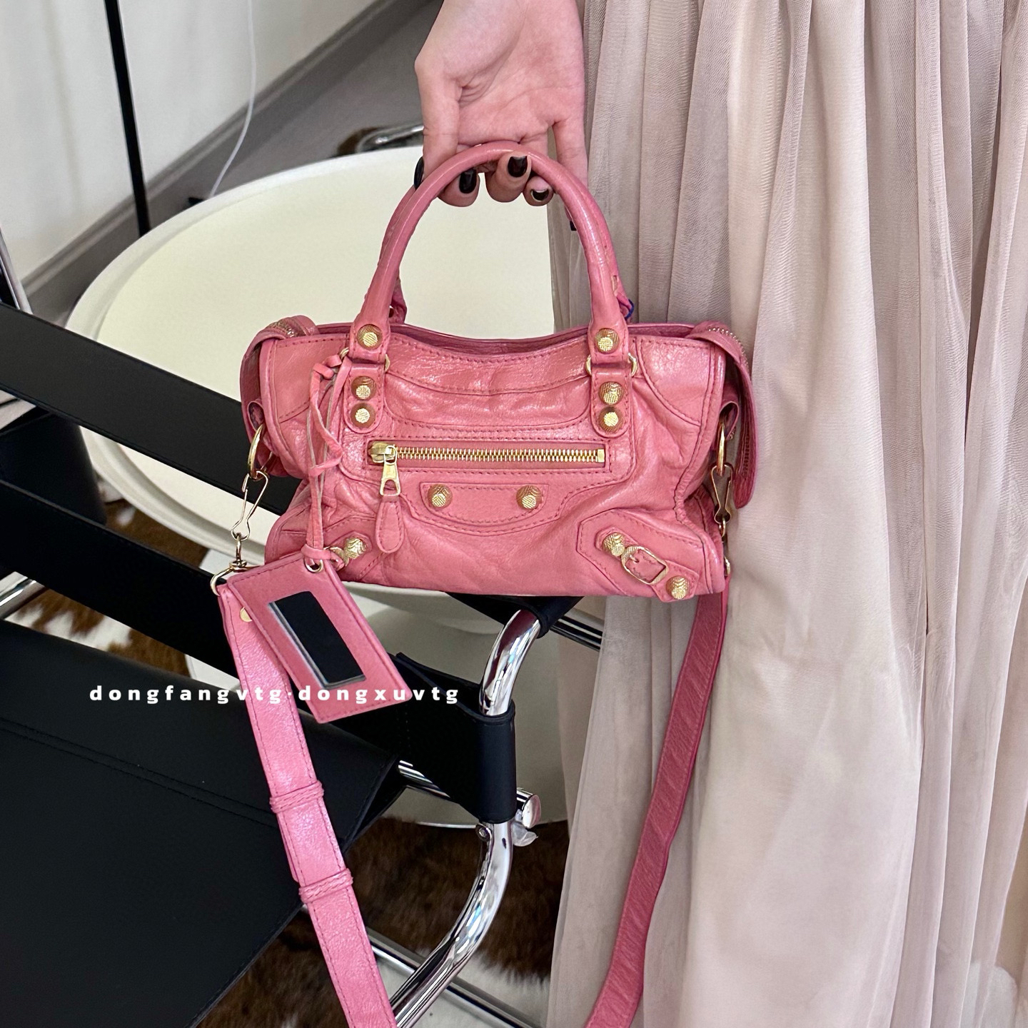 95新 Balenciaga/巴黎世家 巴黎世家桃粉甜酷mini机车斜挎包