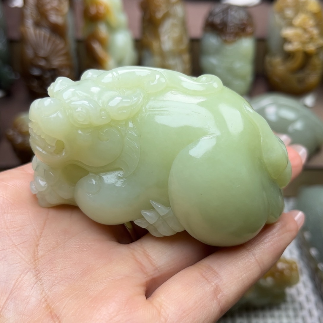 和田玉把件未镶嵌独**忆
