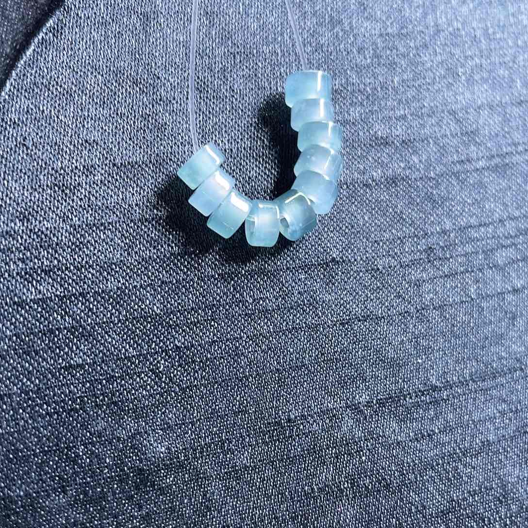 翡翠散珠卡5mm左右直切10颗