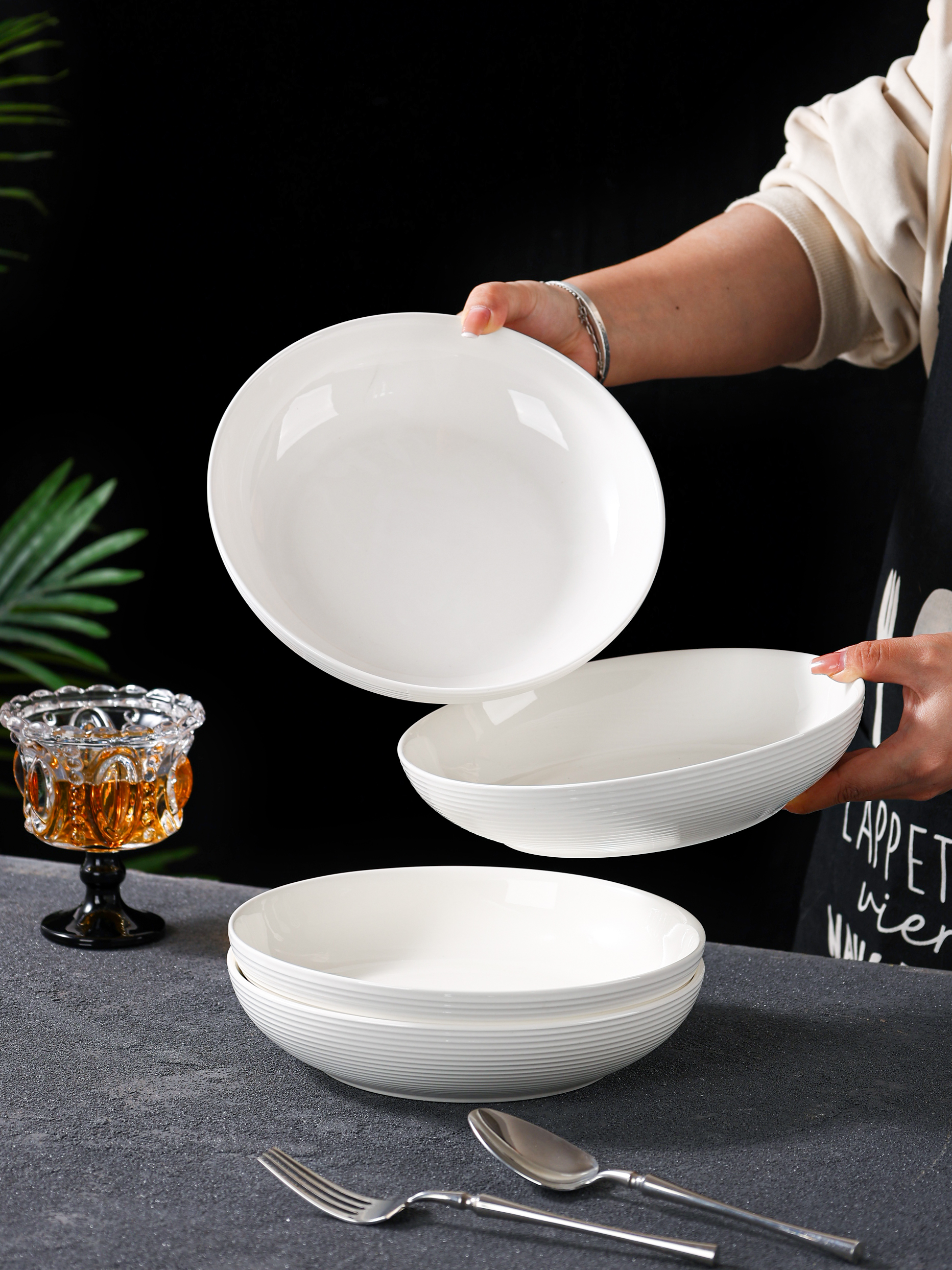 【瓷县令】8.5英寸线纹深盘螺纹网红盘子白色盘子餐具陶瓷菜盘大号