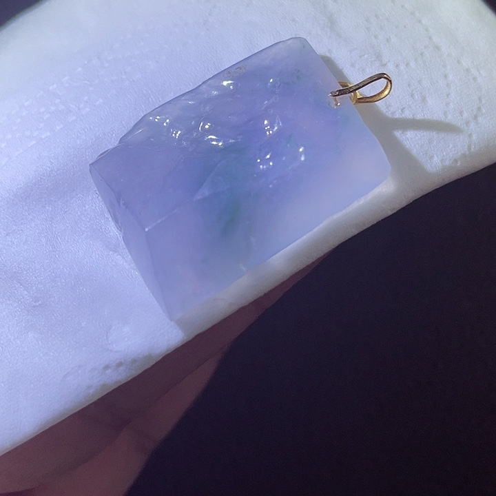 翡翠18K金镶嵌颈饰翡翠