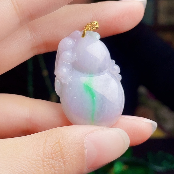 翡翠18K金镶嵌颈饰多样性