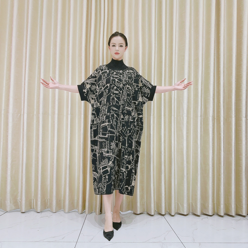 9746城市长袖设计款羊毛气质设计师秋冬长款轻奢针织连衣裙复古