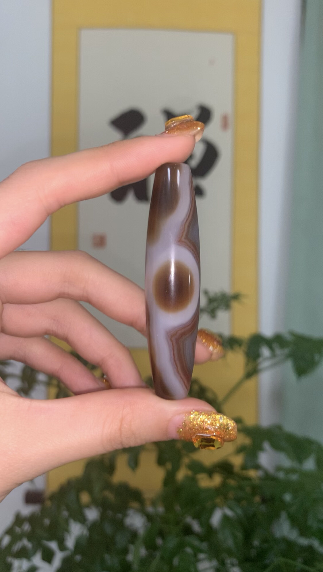 天然象形正一眼背靠水晶14.8mm64.6mm （无孔道）