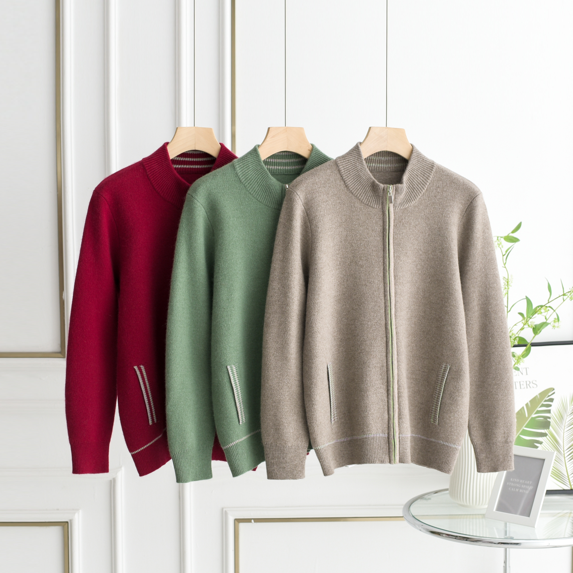 内蒙古冬季中老年妈妈半高领加厚羊毛衫开衫女士纯色拉链宽松毛衣