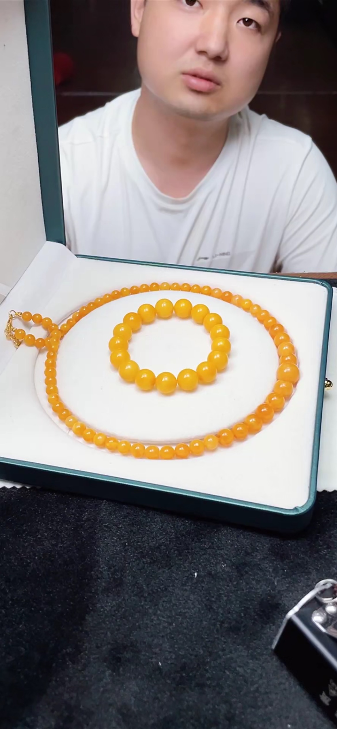 80017T28-3A39-蜜蜡手串+塔链-多样性/发一件