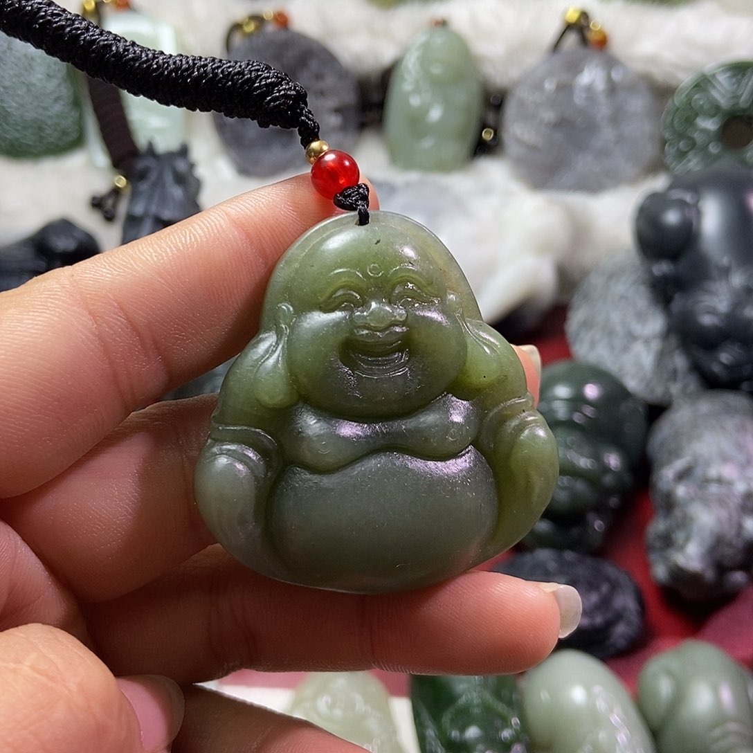 和田玉（糖玉）颈饰未镶嵌