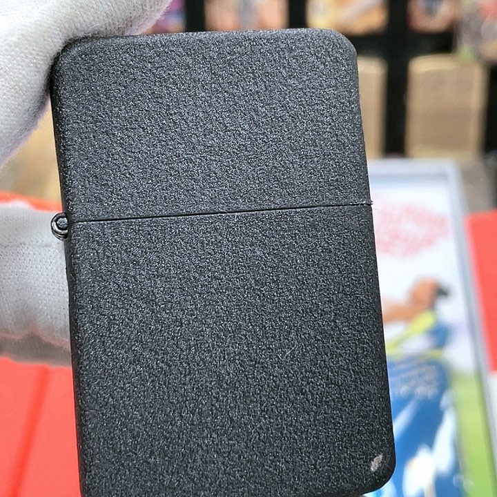 【闪购商品】Hx平头黑