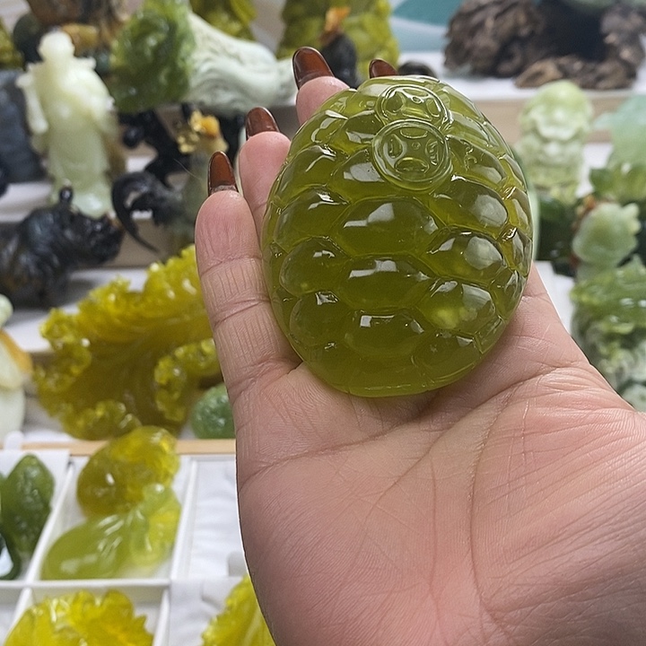 前***e蛇纹石玉未镶嵌手把件