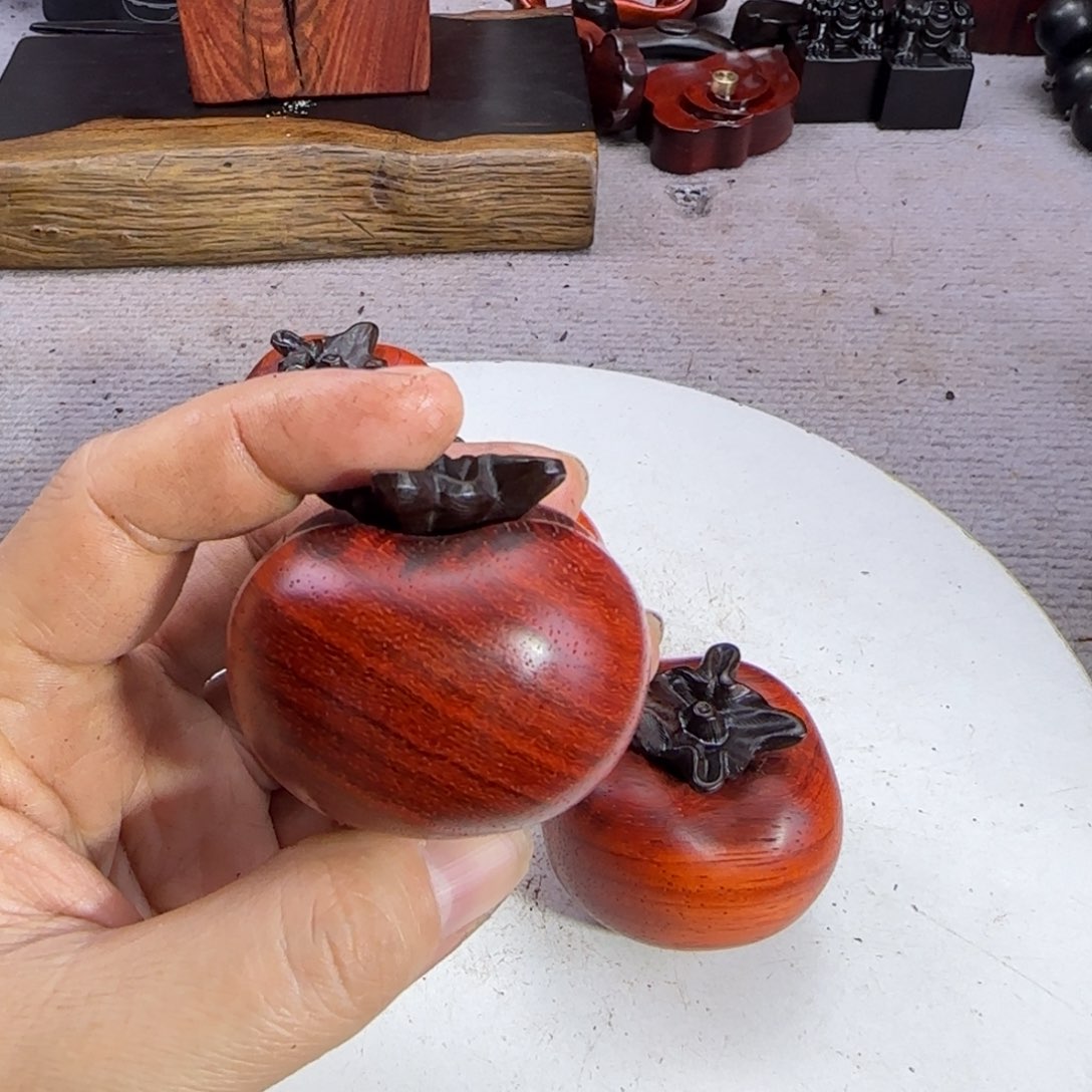 大果紫檀（缅甸花梨）植**人