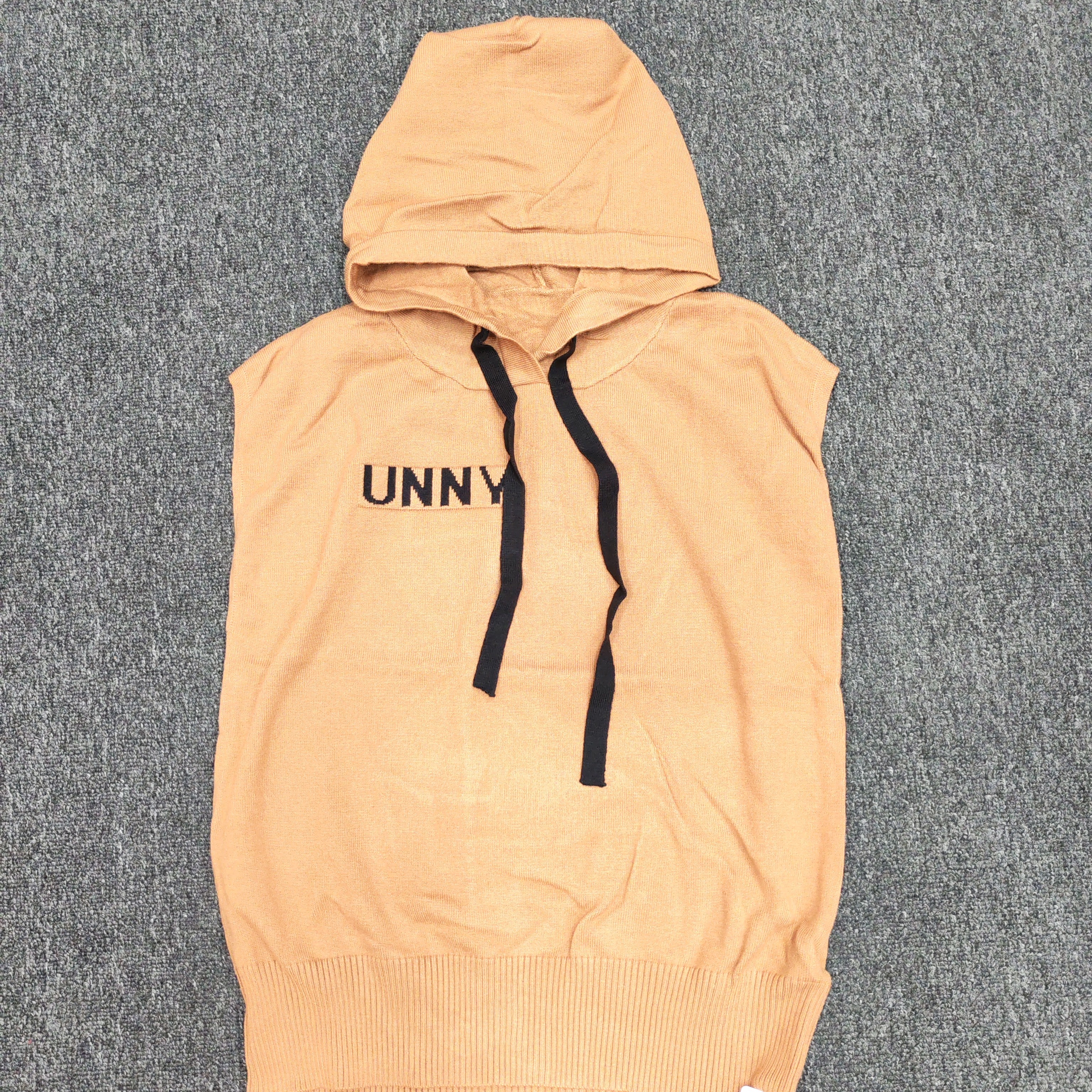 清风酷女郎广州针织帽衫马甲