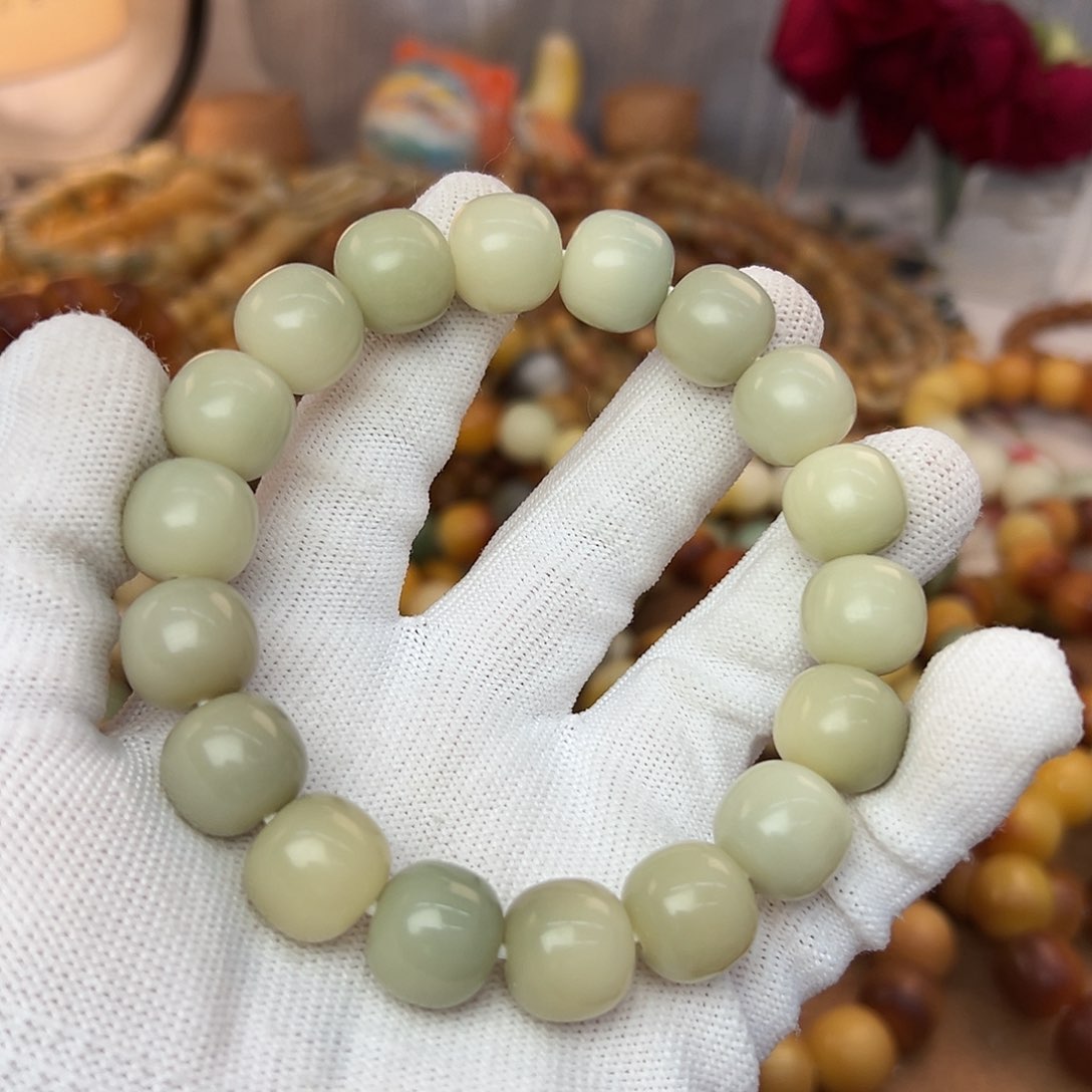 菩提根/象牙果吊坠14.7干磨原生态底清货偶有大小珠672