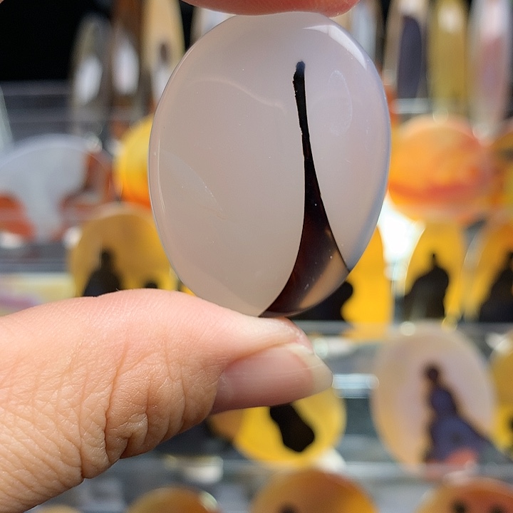 玛瑙/玉髓颈饰未镶嵌4