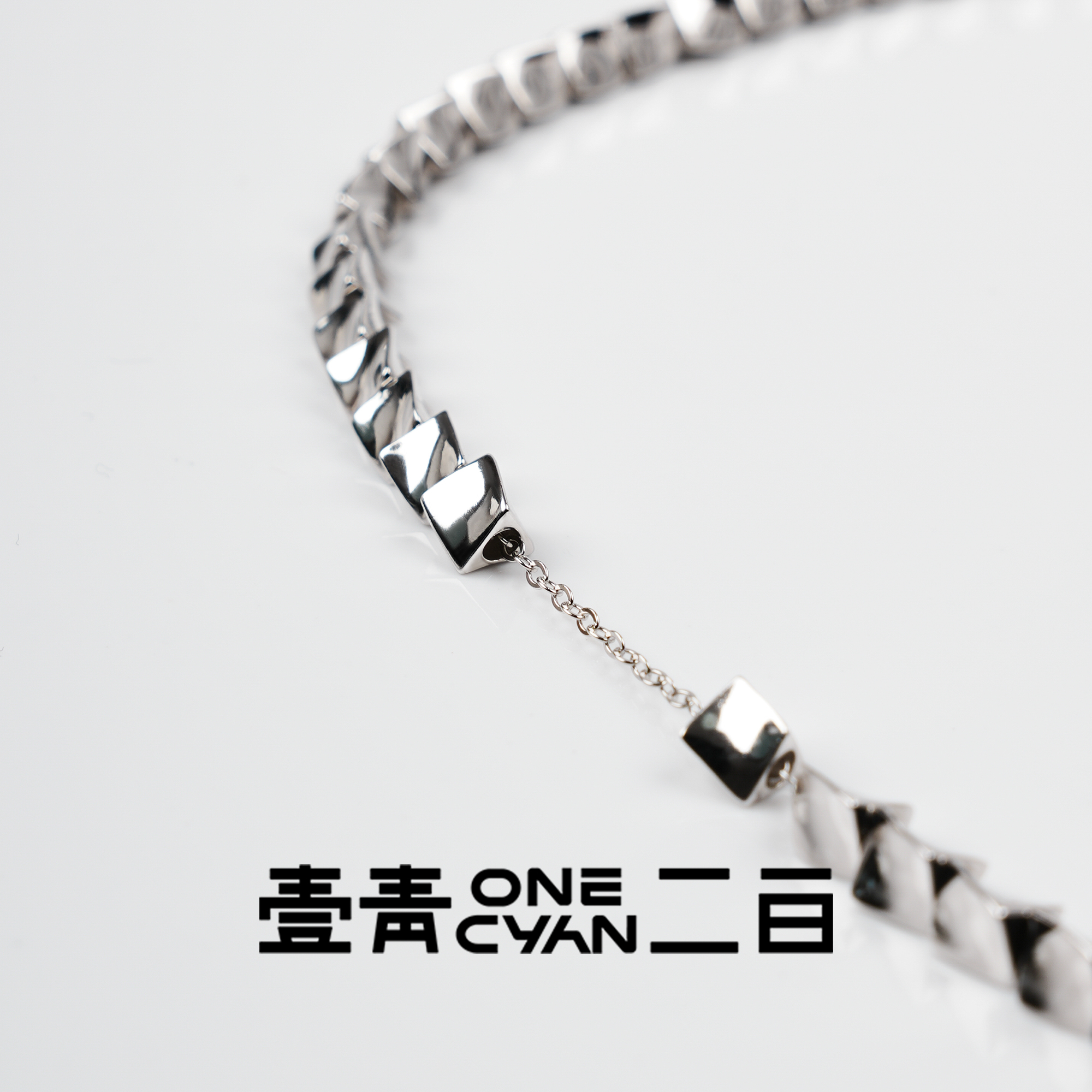 ONECYAN 坠链均925银 《织》纯银三角串珠重工项链