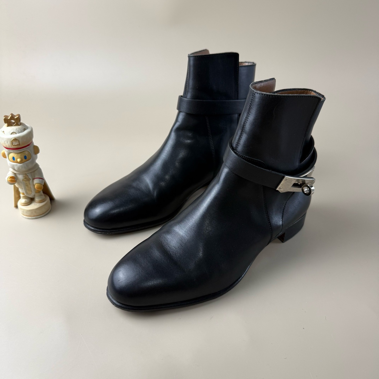 99新 Hermes/爱马仕 黑银Kelly扣短靴 36码 YLP3960