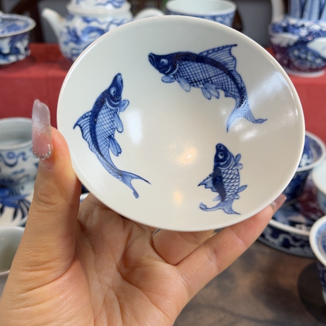青花鱼藻纹斗笠杯90ml全手绘原矿釉