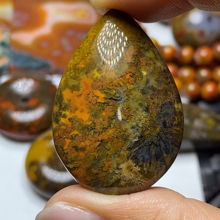 玛瑙/玉髓颈饰未镶嵌惠