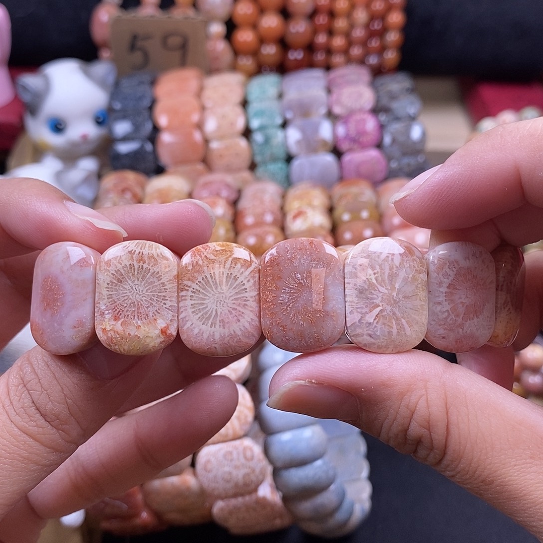 硅化珊瑚（珊瑚玉）手牌未镶嵌全大花 16