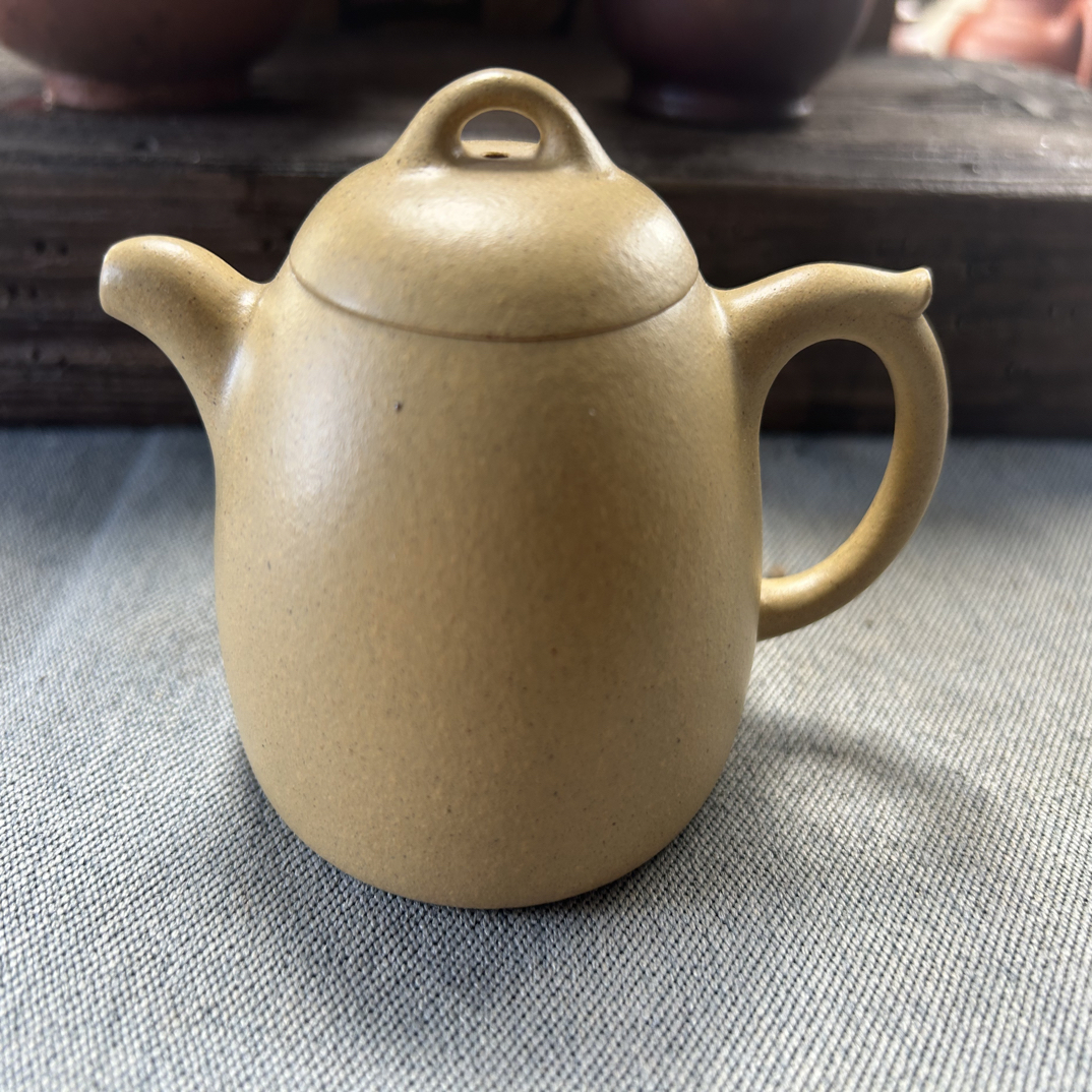 宜兴紫砂原矿紫砂壶