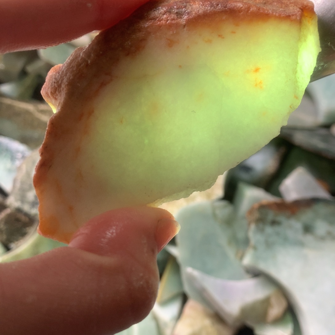 翡翠颈饰未镶嵌缅甸翡翠