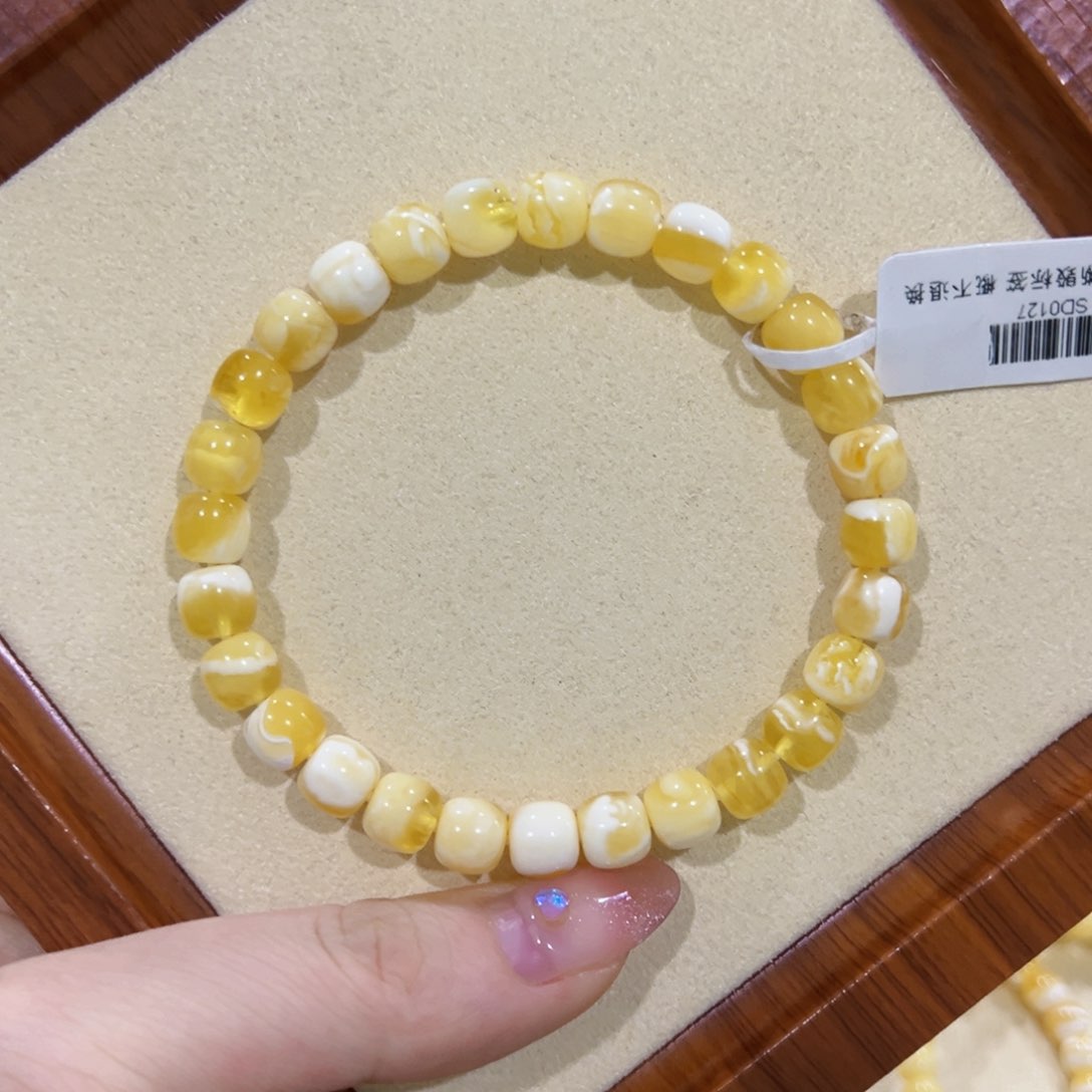 蜜蜡手链未镶嵌7.5m金瓷白 大漏！