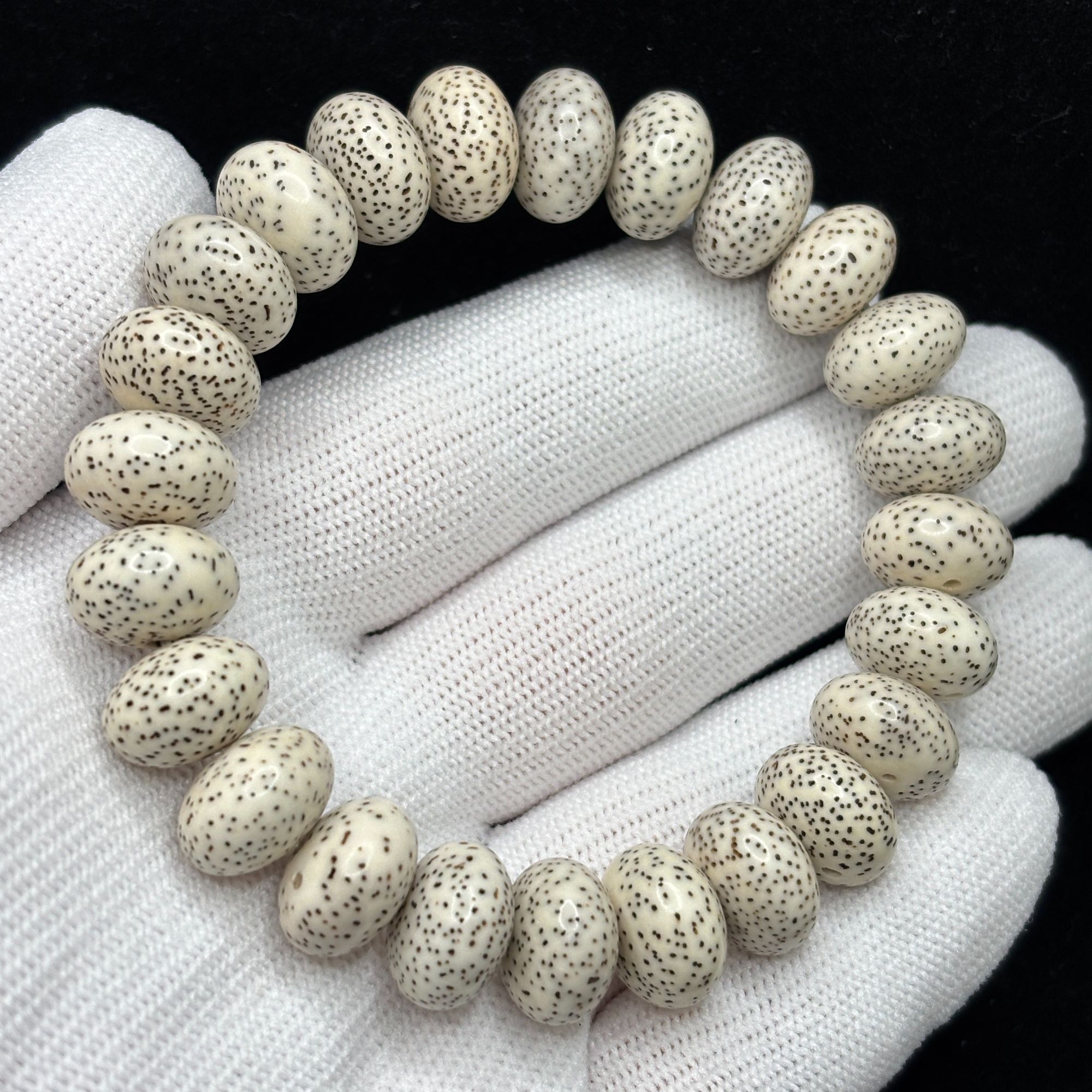 12.8*8.4脱脂星月菩提玄月算盘珠手串