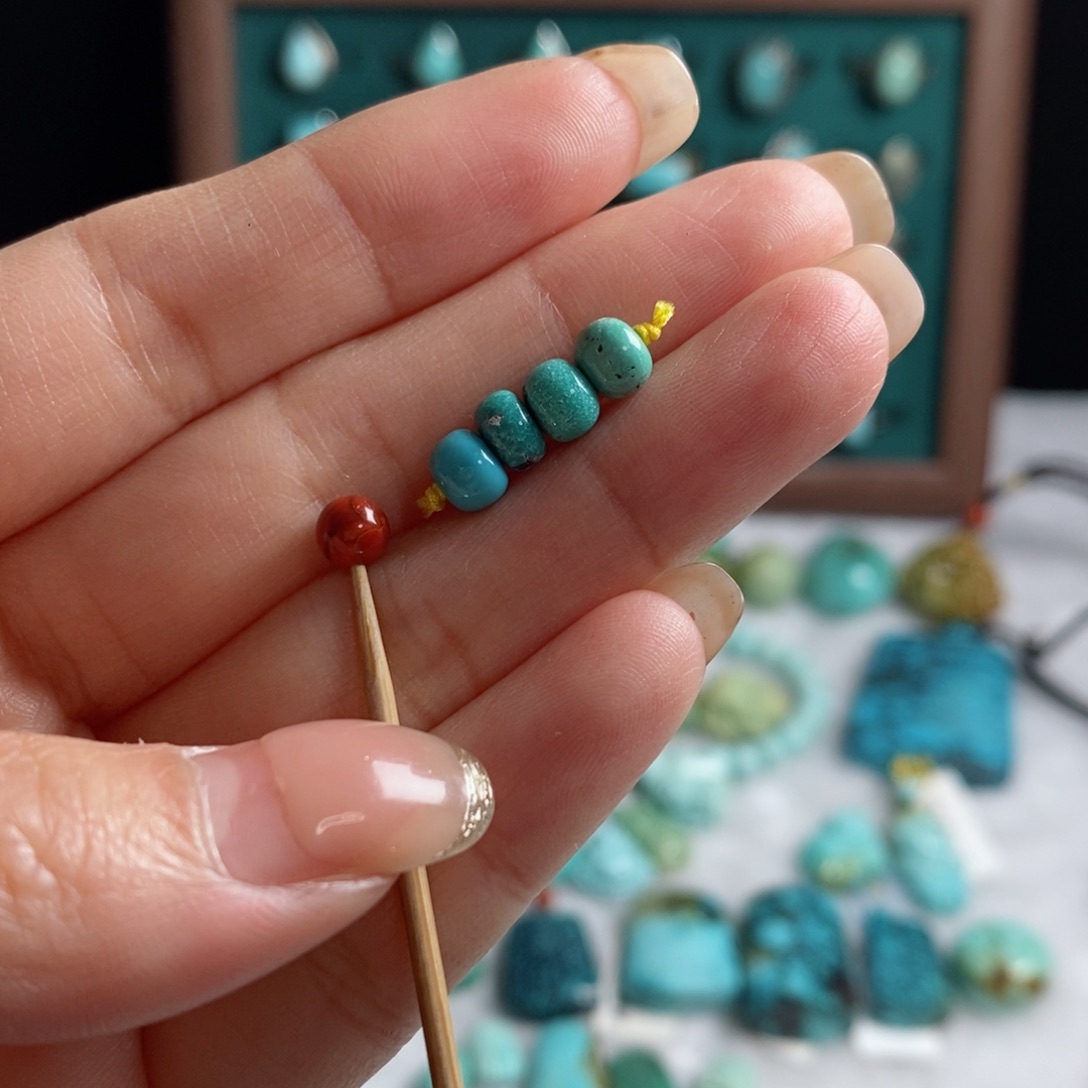 南红玛瑙颈饰未镶嵌