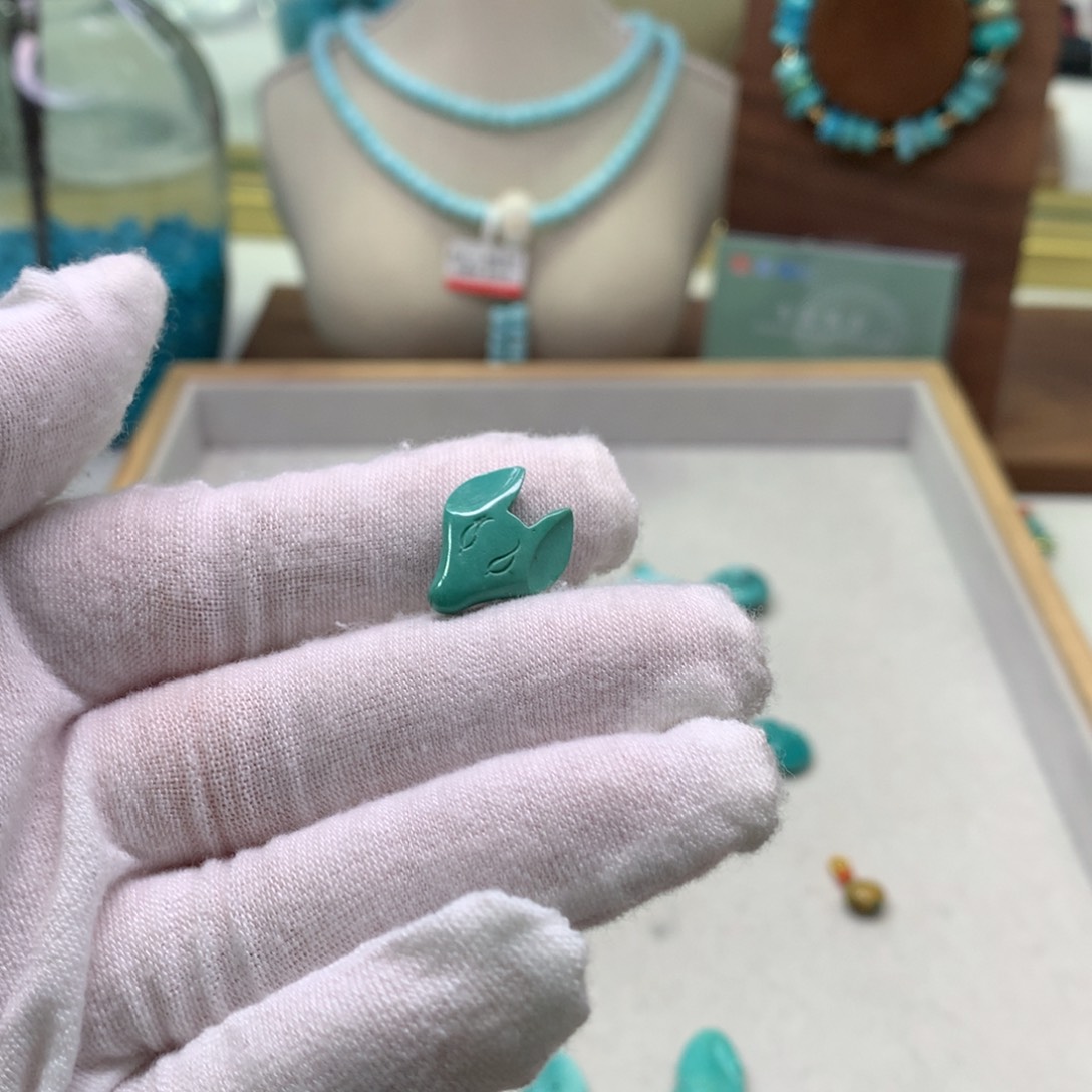 绿松石未镶嵌配饰