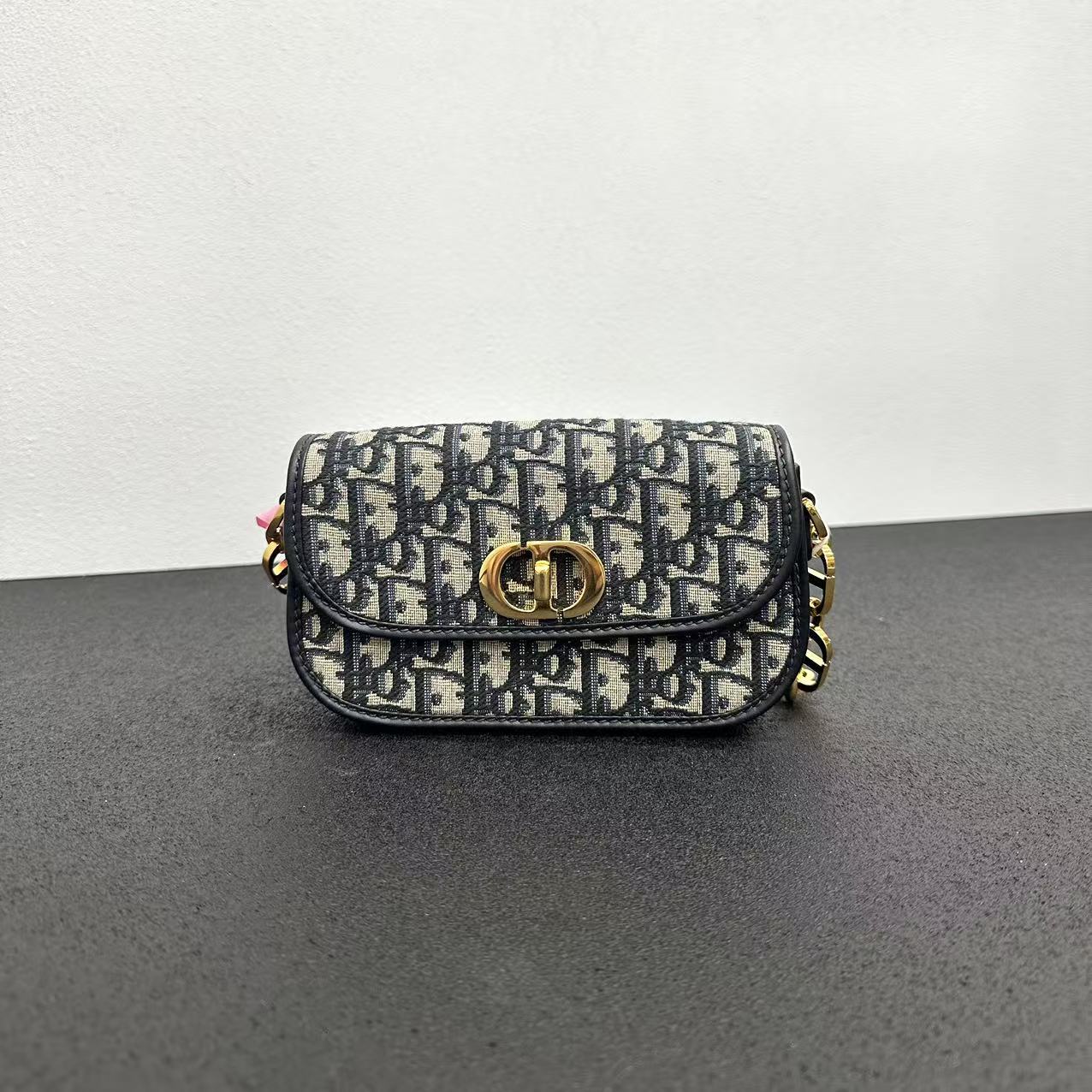 未使用 DIOR/迪奥 壹所奢品/蒙田30 avenue小号 闲置
