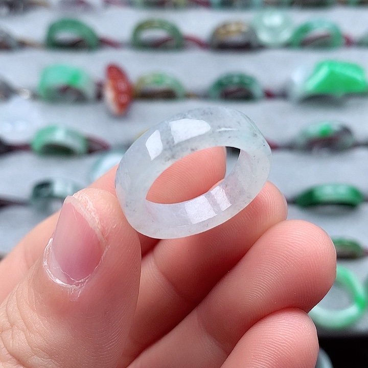 翡翠戒指未镶嵌15-16号
