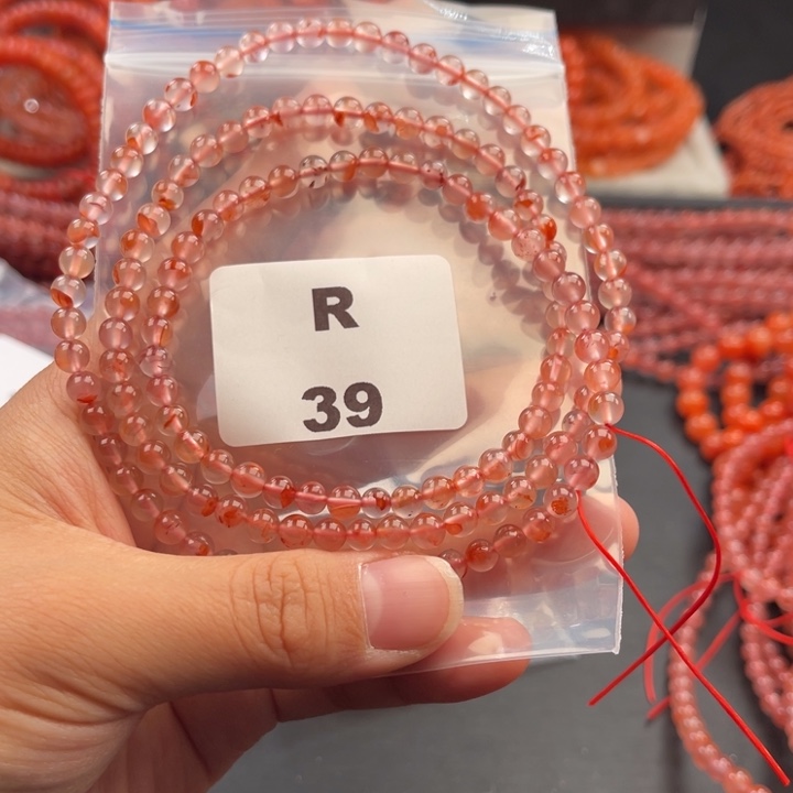 南红玛瑙未镶嵌多样性发货默认微瑕称重5mm